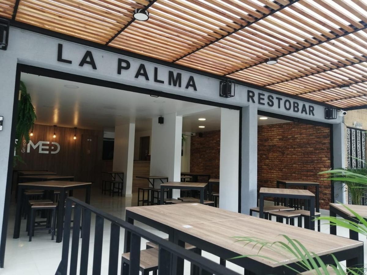 Med La Palma Hotel Medellin Bagian luar foto