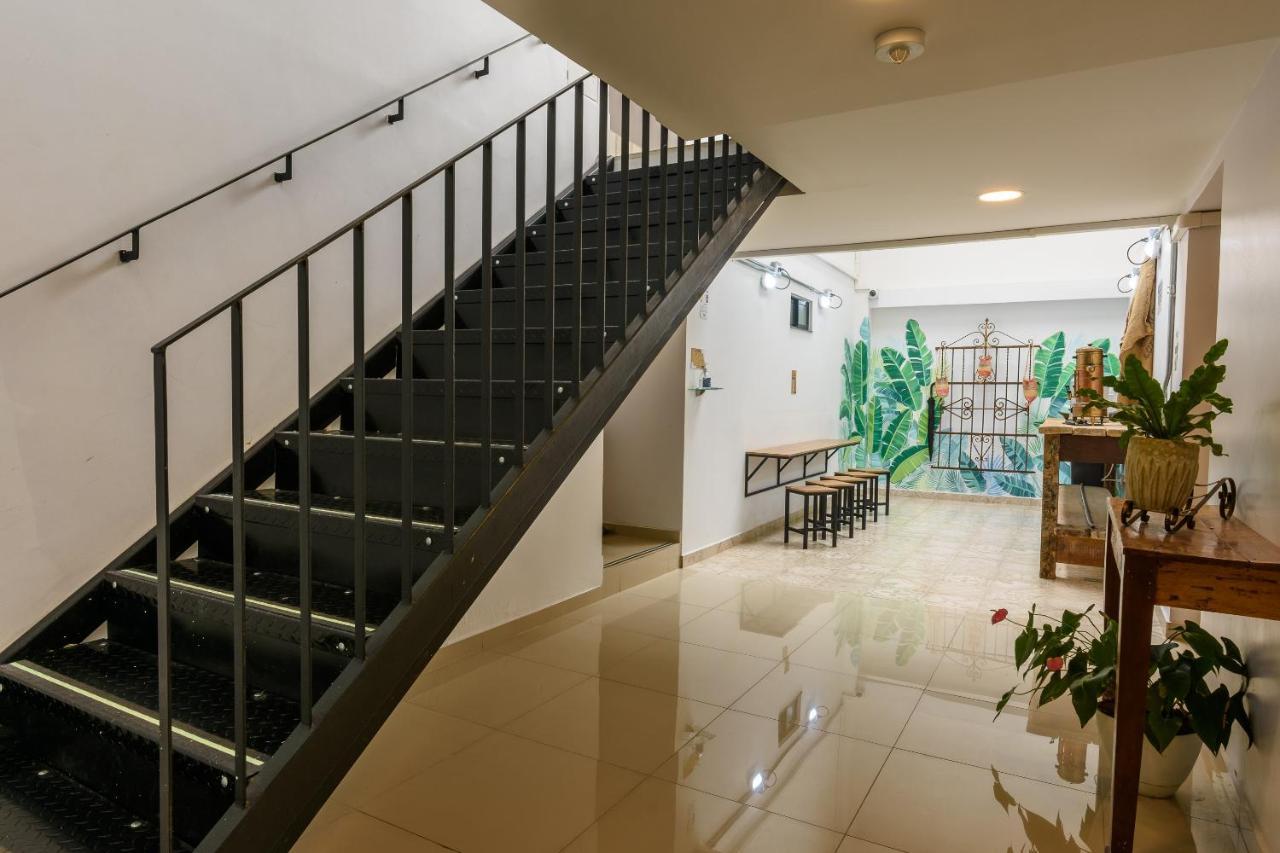 Med La Palma Hotel Medellin Bagian luar foto