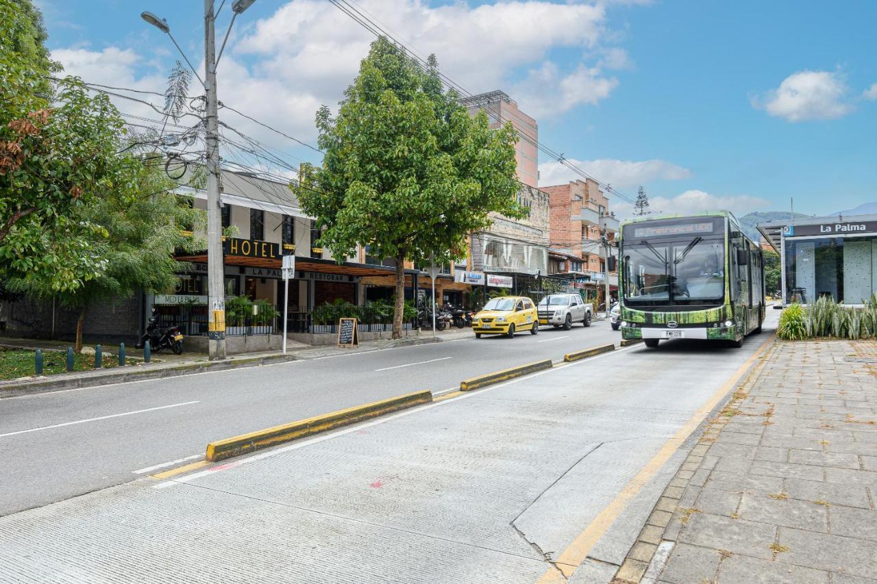Med La Palma Hotel Medellin Bagian luar foto
