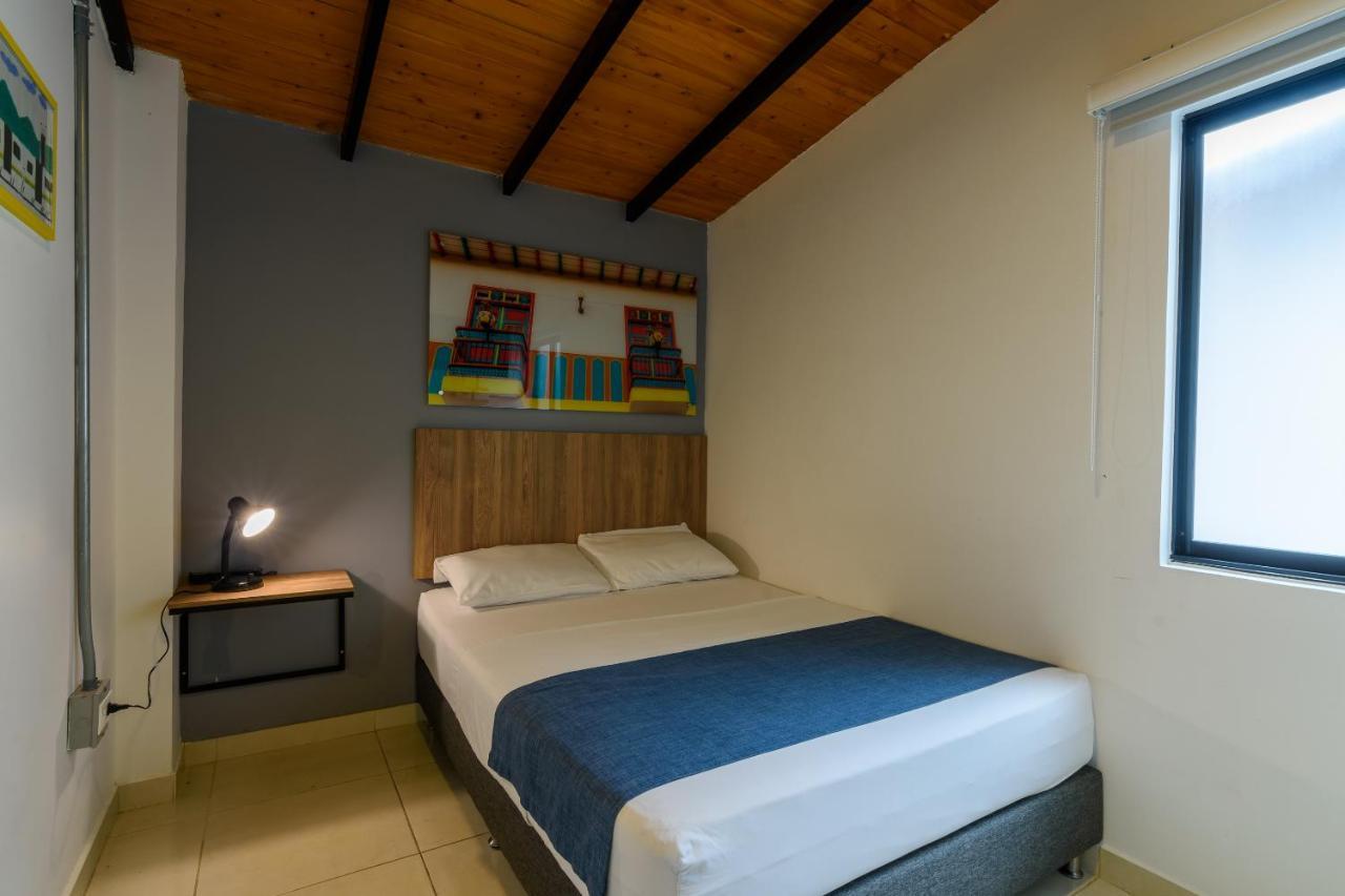 Med La Palma Hotel Medellin Bagian luar foto