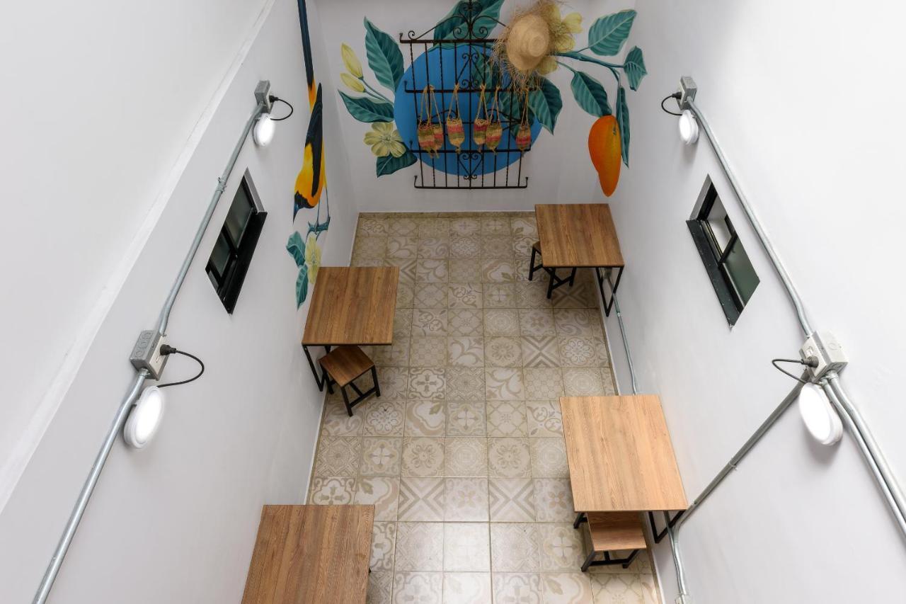 Med La Palma Hotel Medellin Bagian luar foto